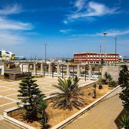 Bay View Apartment Porto Torres Dış mekan fotoğraf